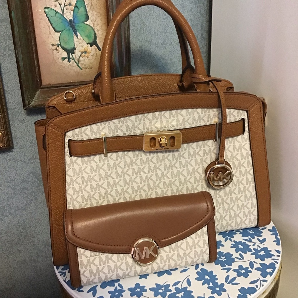 Michael kors  large satchel and wallet set vanilla logo luggage tan